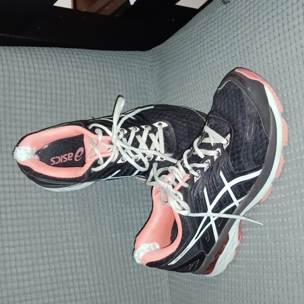 Asics black GT 2000 (010824A).